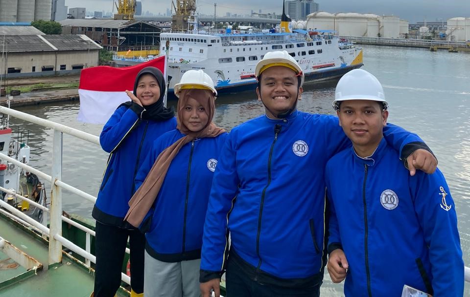 Berbagi Pengalaman Magang Mahasiswa TRKP di PT. Dok dan Perkapalan Kodja Bahari