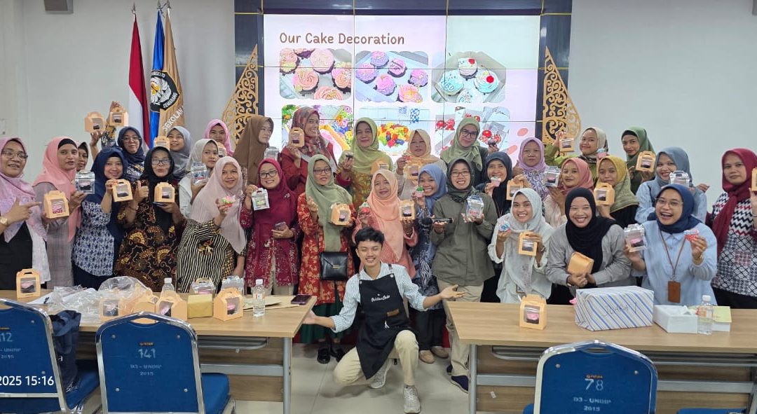 Dharma Wanita TRKP Gelar Acara Kreatif Bertema “Cupcake Decoration”